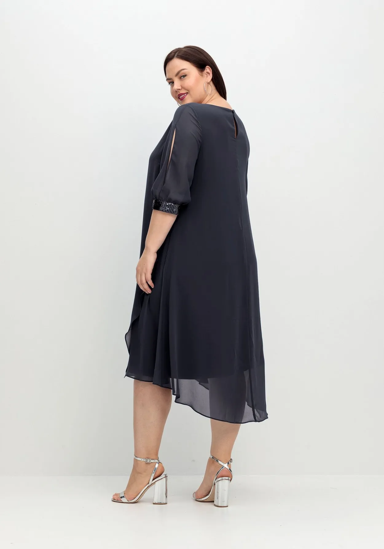 Abendkleid aus Georgette, mit geschlitztem Ärmel<sheego New