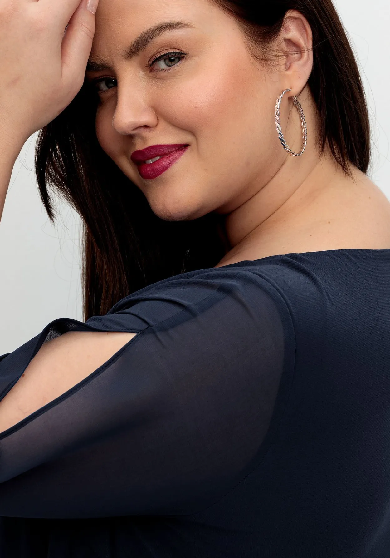 Abendkleid aus Georgette, mit geschlitztem Ärmel<sheego New