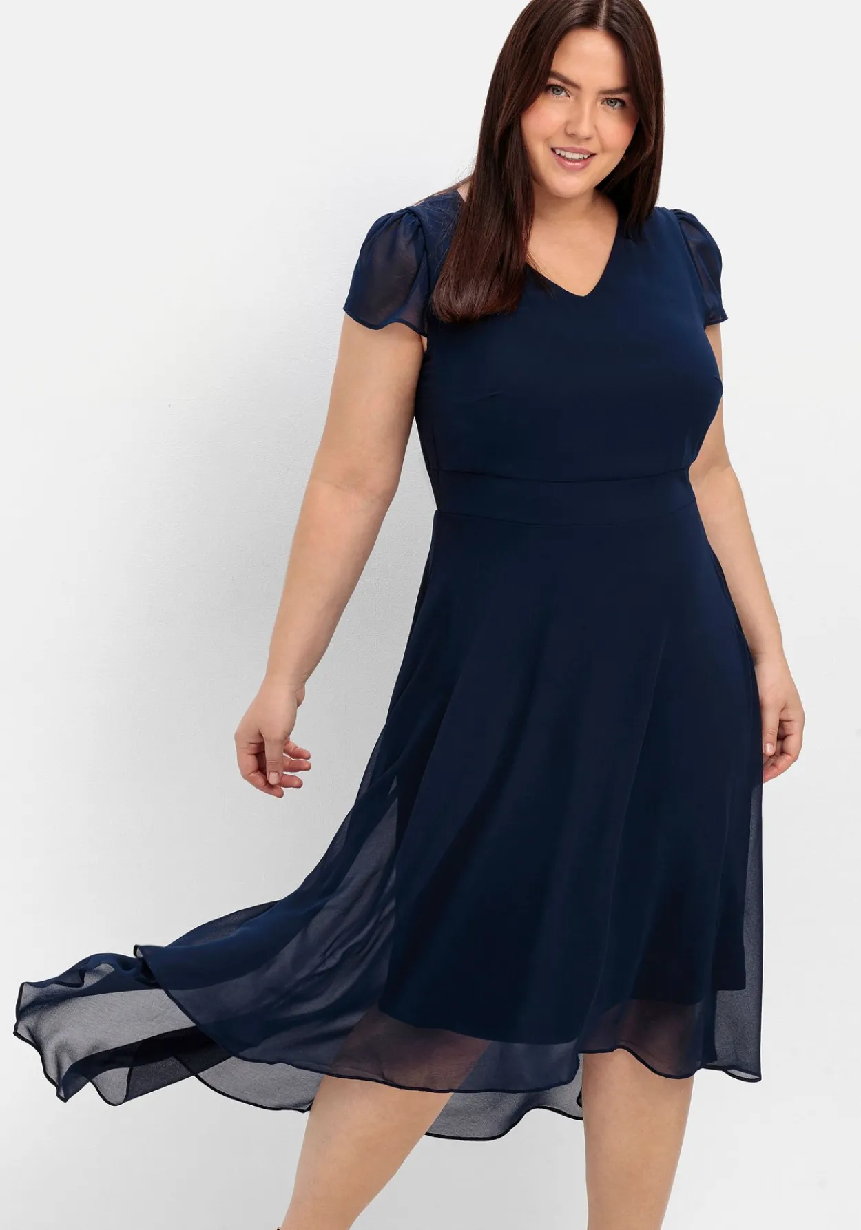 Abendkleid mit Flügelärmeln<sheego Clearance