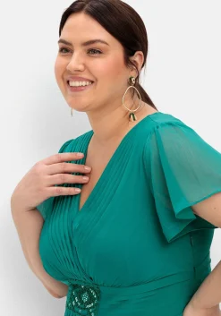 Abendkleid mit Schmuckbrosche<sheego Sale