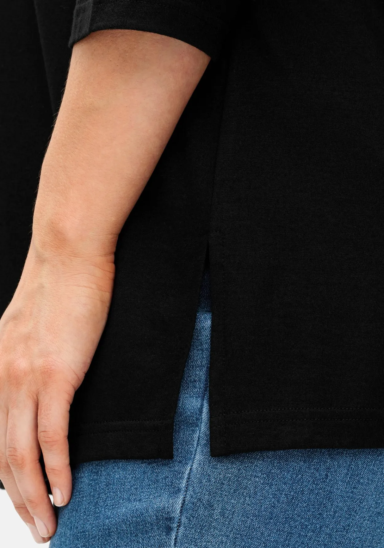 3/4-Arm-Shirt mit dezent glänzender Blende<sheego Outlet
