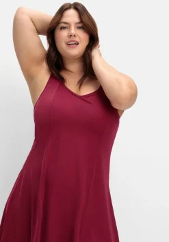 Badekleid mit V-Ausschnitt und integrierter Hose.<sheego Outlet