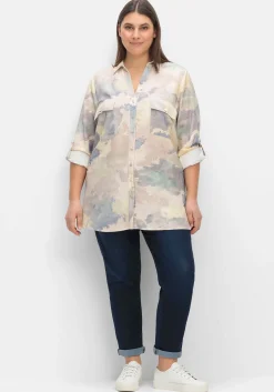 Batik-Longbluse mit Brusttasche und Krempelärmeln<creation L Online