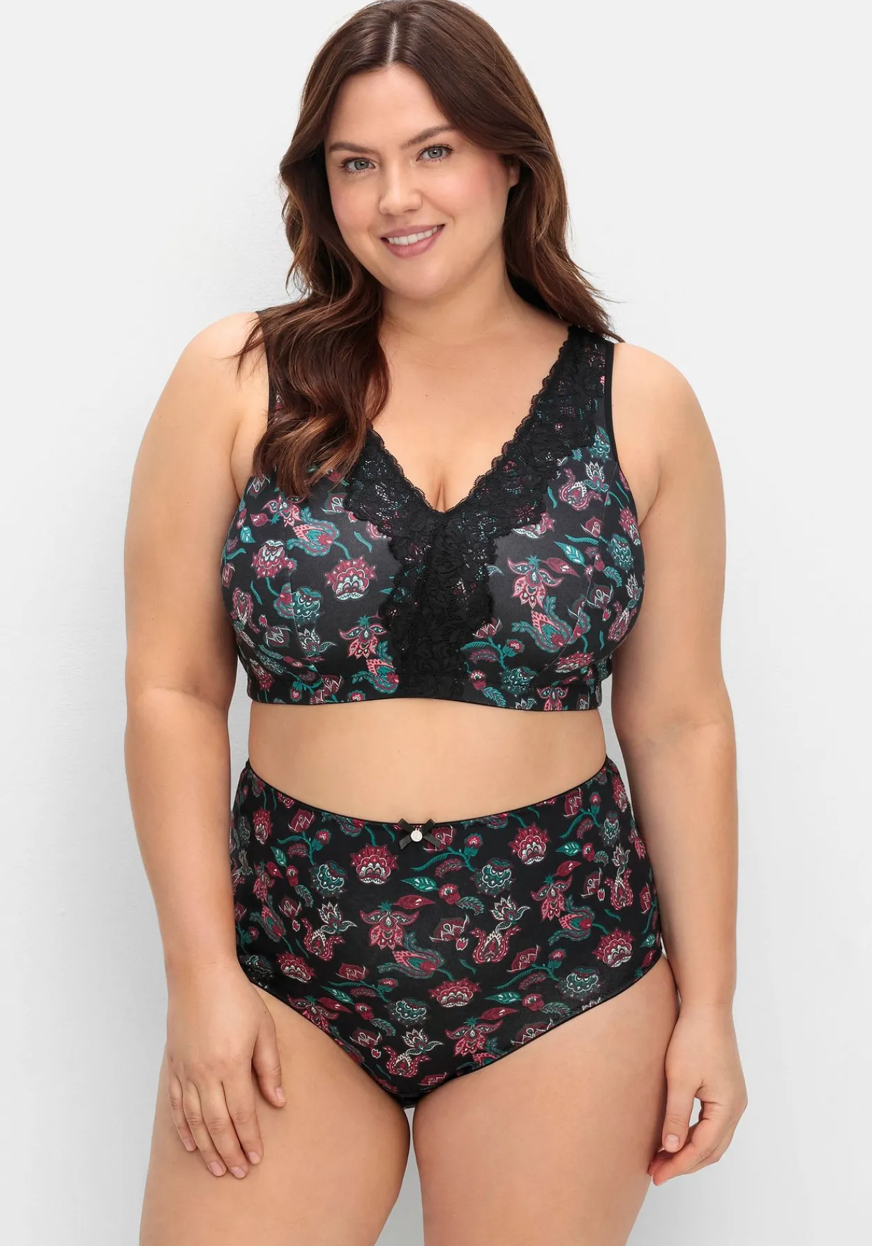 BH ohne Bügel in Bustier-Form, mit Spitzenborte<sheego Discount