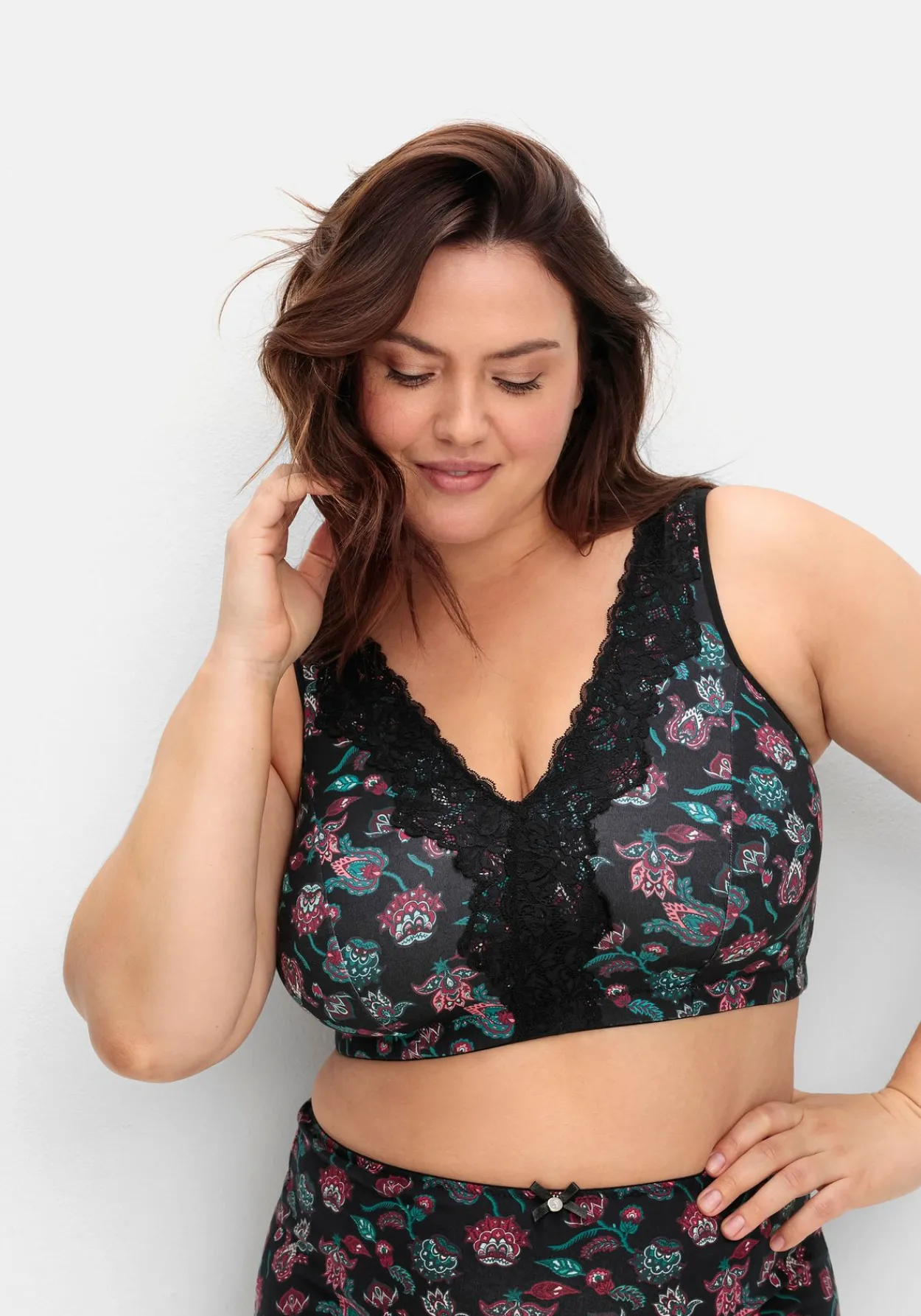 BH ohne Bügel in Bustier-Form, mit Spitzenborte<sheego Discount