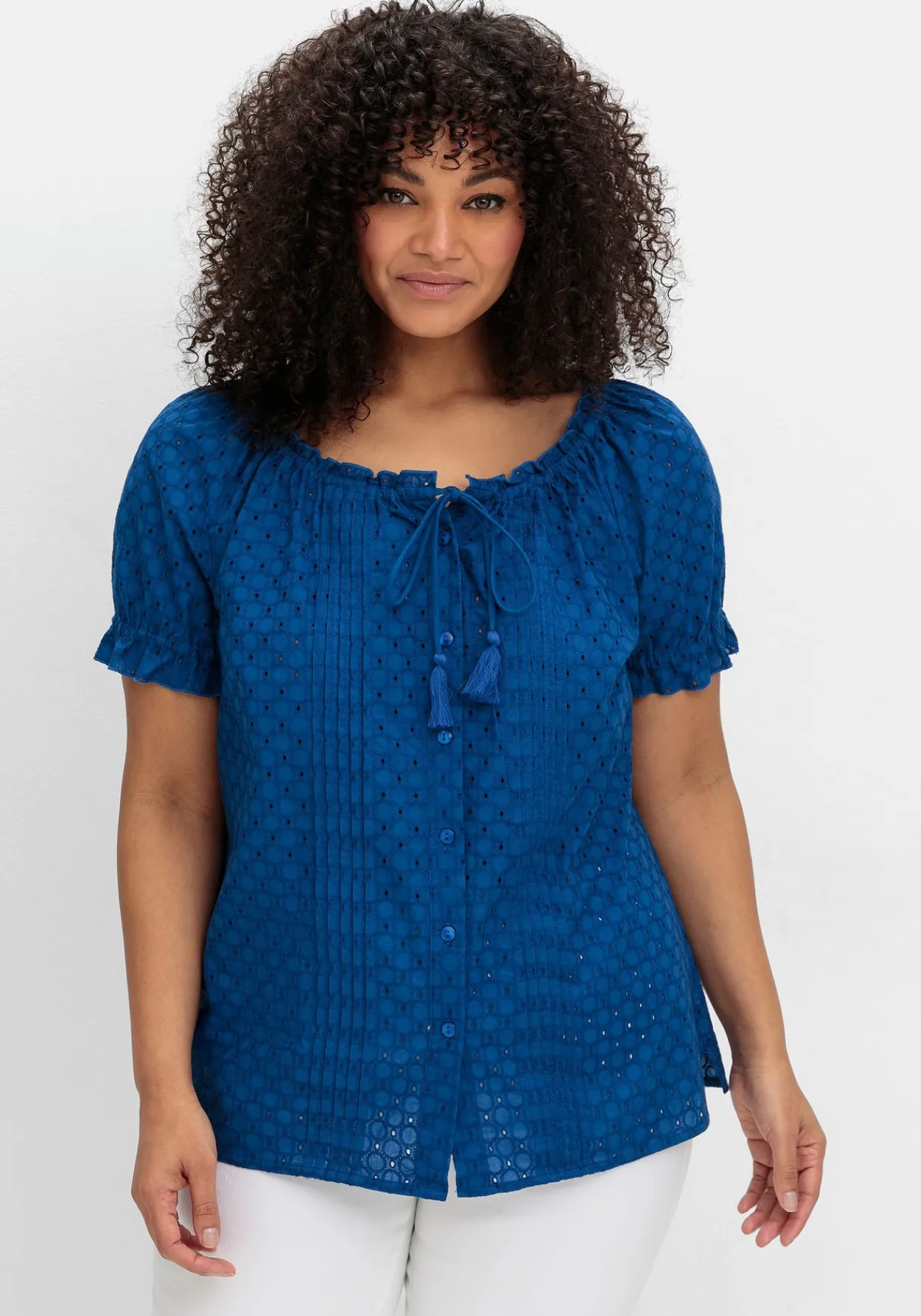 Bluse mit Lochstickerei und Carmen-Ausschnitt<sheego by Joe Browns Fashion