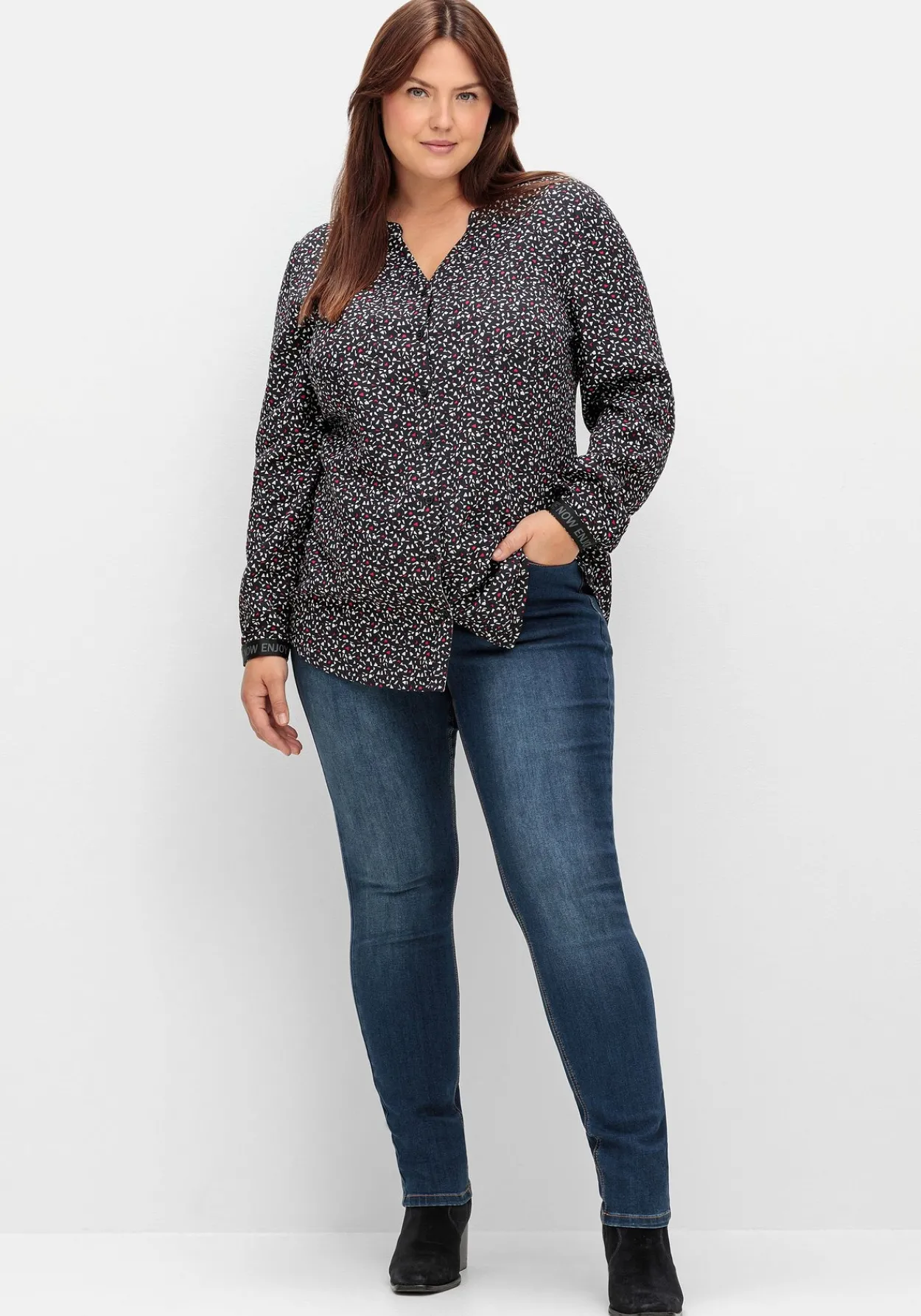 Bluse mit Wordingprint an den Manschetten<sheego Clearance