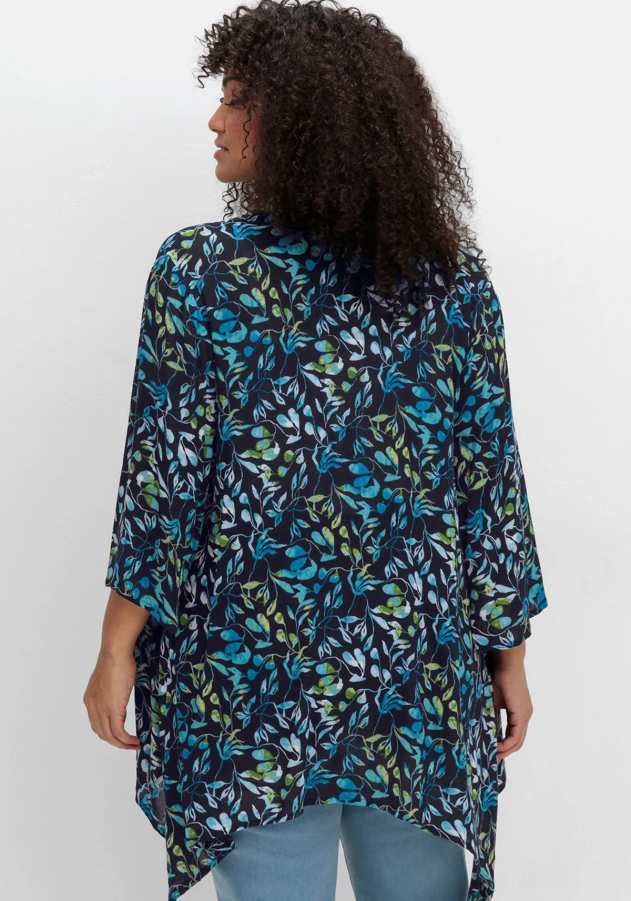 Blusenjacke mit Blätterdruck, in Zipfelform<sheego Online
