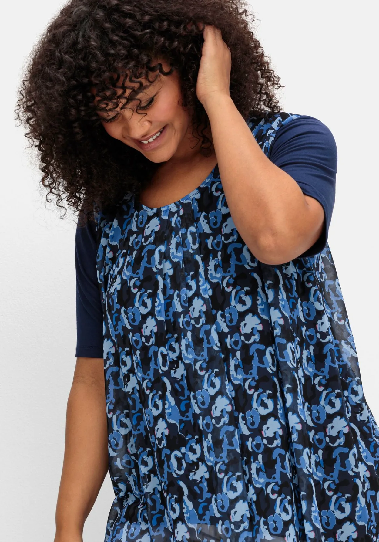 Blusenshirt aus Jersey und Chiffon, in Lagenoptik<sheego Outlet