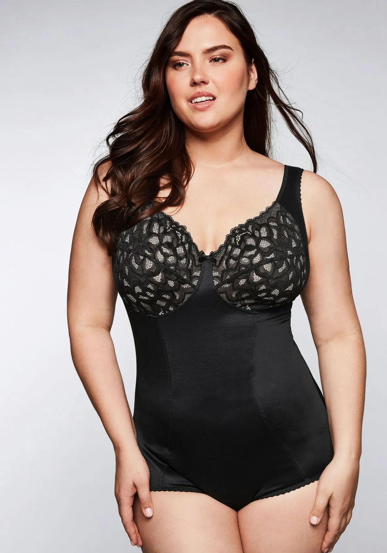 Body ohne Bügel mit leichtem Shape-Effekt<sheego Outlet