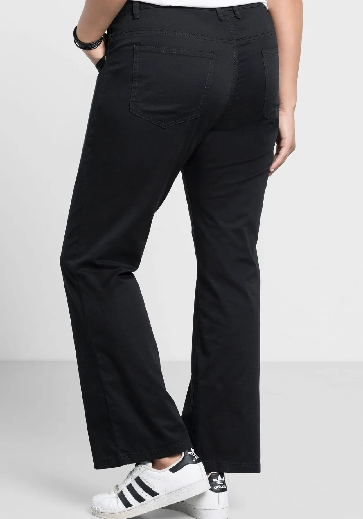 Bootcut-Hose aus elastischem Baumwoll-Twill<sheego New