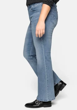 Bootcut-Jeans in 5-Pocket-Form, mit Used-Effekten<sheego Best