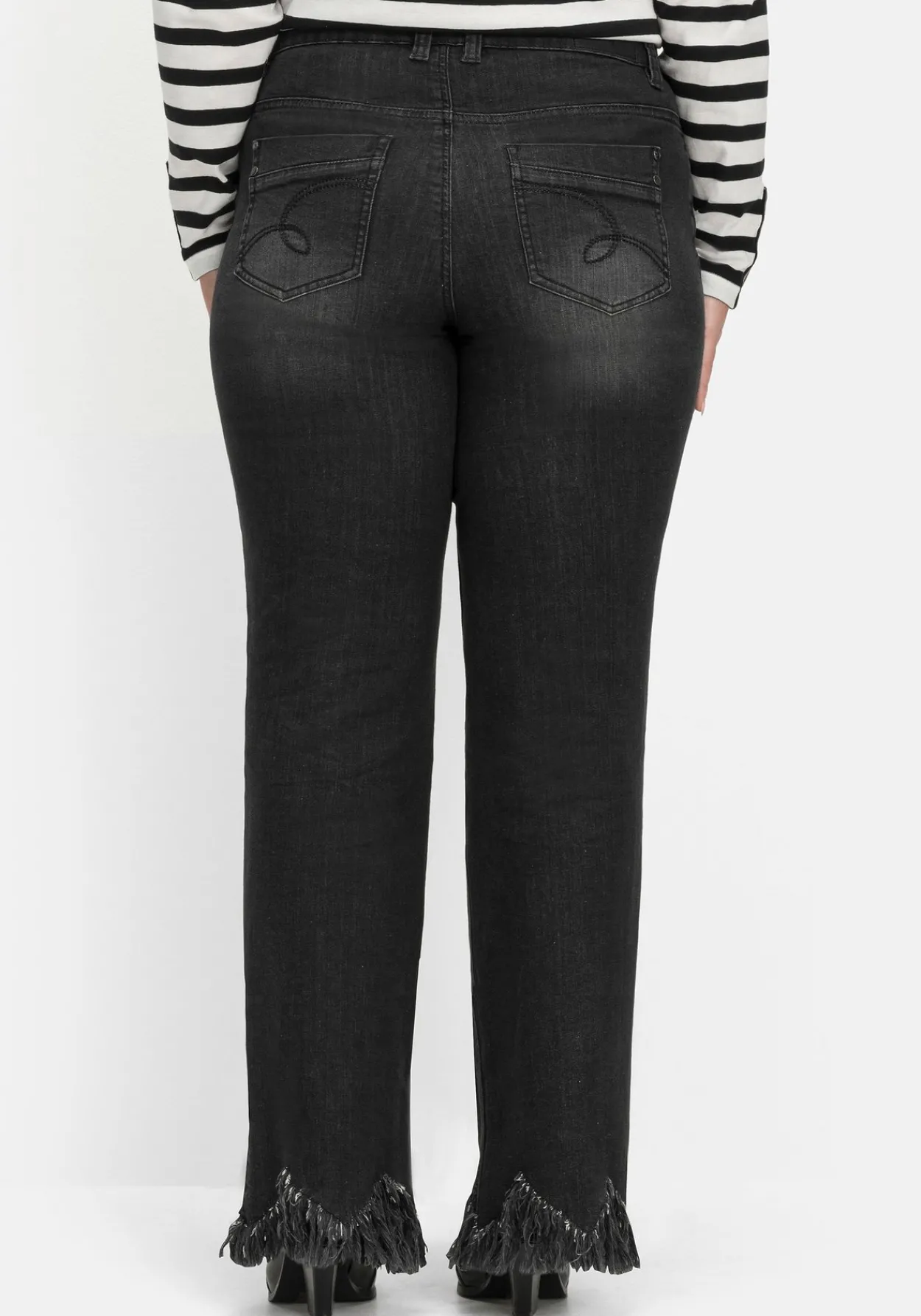 Bootcut-Jeans mit Fransensaum in Zickzack-Form<sheego Sale