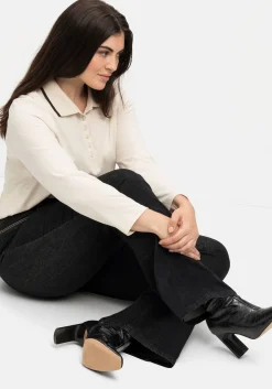 Bootcut-Jeans mit Kontrast-Stickerei, extralang<sheego Fashion