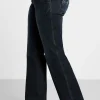 Bootcut-Jeans mit Used-Effekten<sheego Fashion