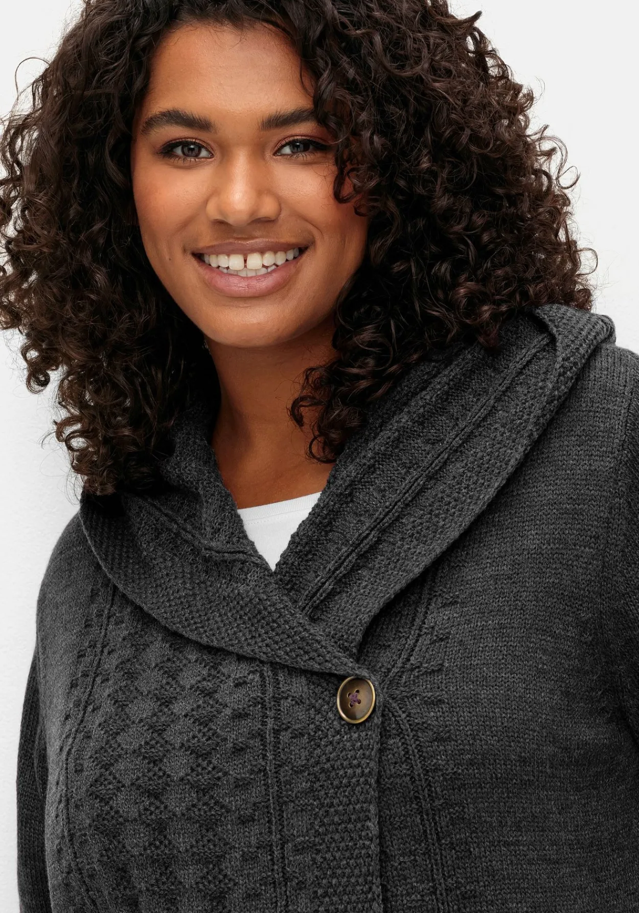 Cardigan mit Kapuze und Knopfverschluss<sheego by Joe Browns New