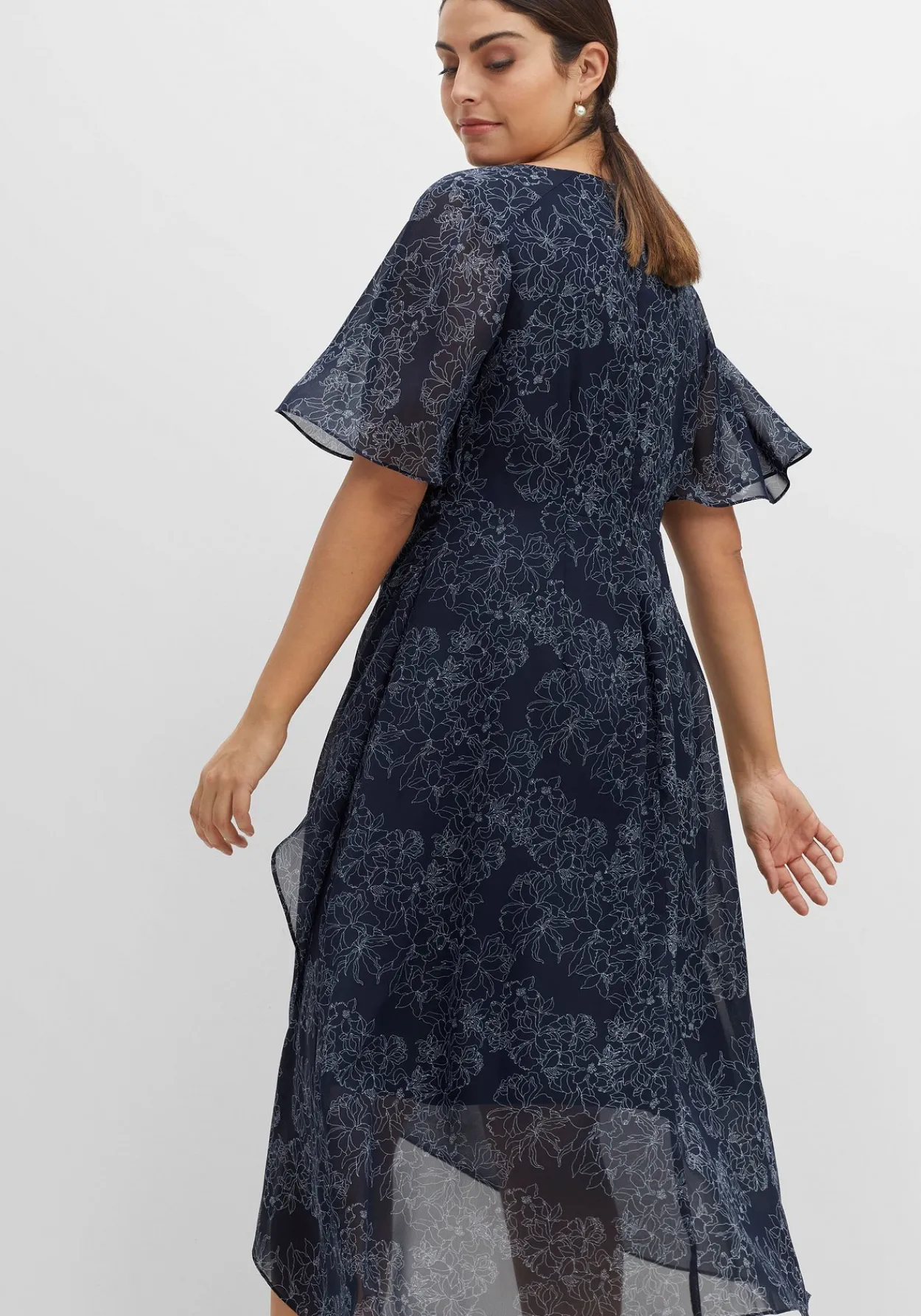 Chiffonkleid in Wickeloptik, mit Alloverprint<sheego Hot