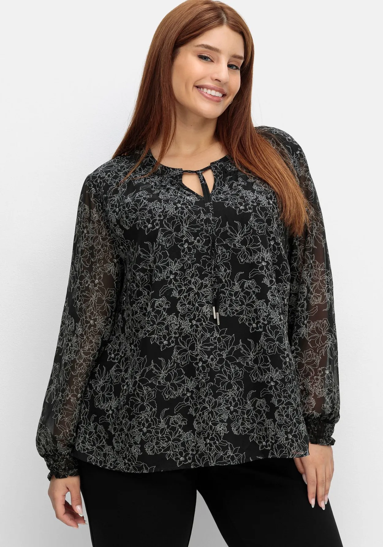 Chiffontunika in Petite Passform, mit Blumenprint<sheego Clearance