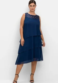 Cocktailkleid im Layerlook, mit Pailletten<sheego Hot