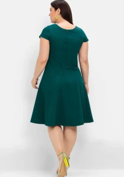 Cocktailkleid in A-Linie, in Bahnenform<sheego Discount