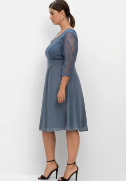 Cocktailkleid mit floraler Spitze<sheego Sale