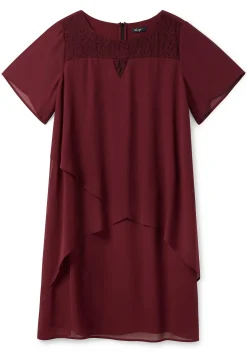 Cocktailkleid mit Spitzen-Einsatz, aus Chiffon<sheego Online