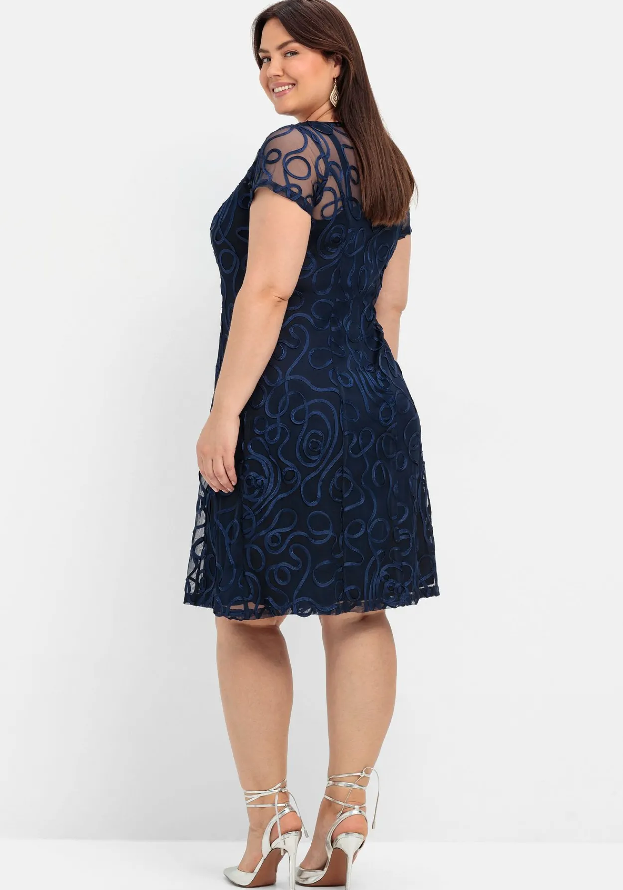 Cocktailkleid mit Zierborten<sheego Best
