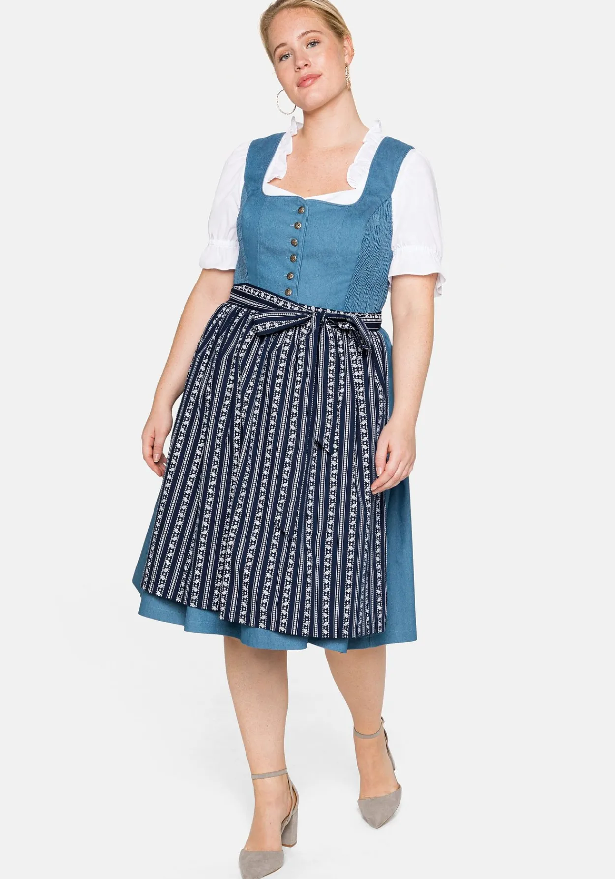 Dirndl im Denim-Look, mit bedruckter Schürze<sheego Online