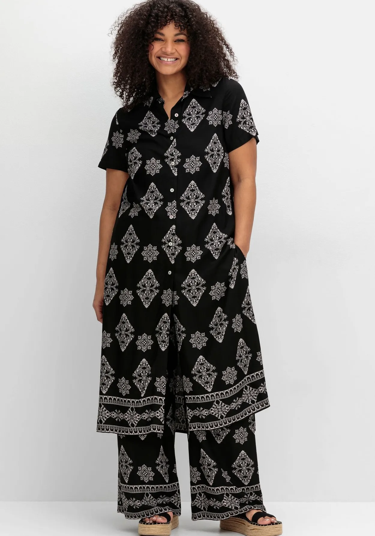 Extralange Bluse mit Ornamentdruck<sheego by Joe Browns Outlet