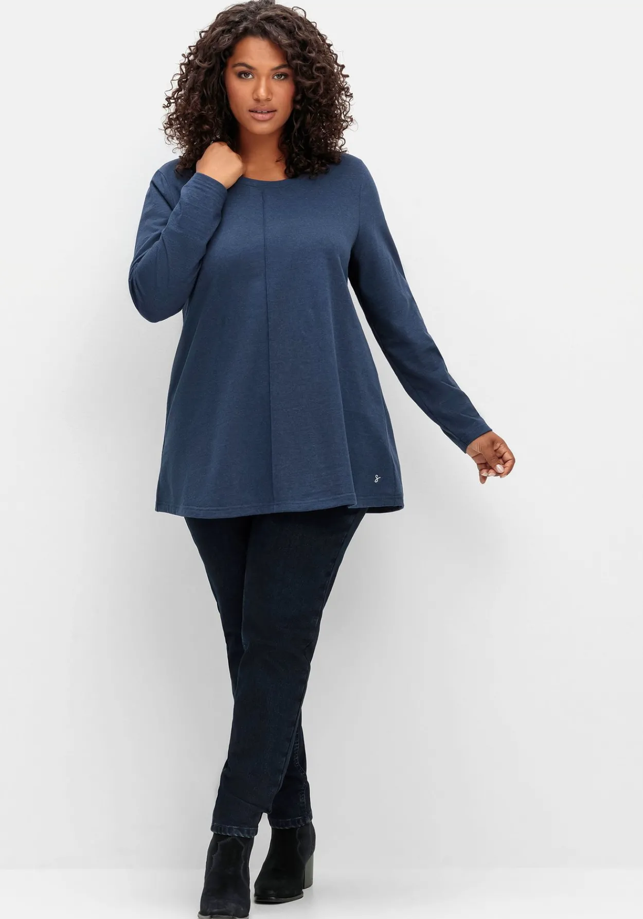 Fein meliertes Langarmshirt in A-Linie, mit Rundhals<sheego Clearance
