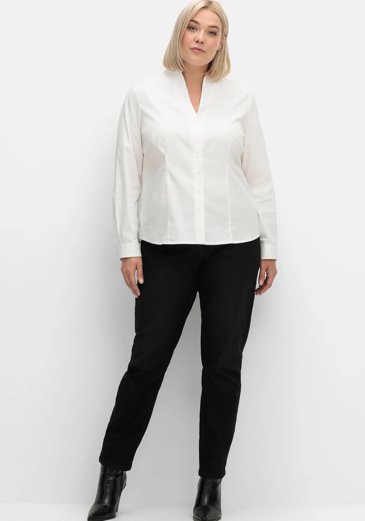 Figurbetonte Bluse mit Stehkragen, bügelfrei<sheego Discount