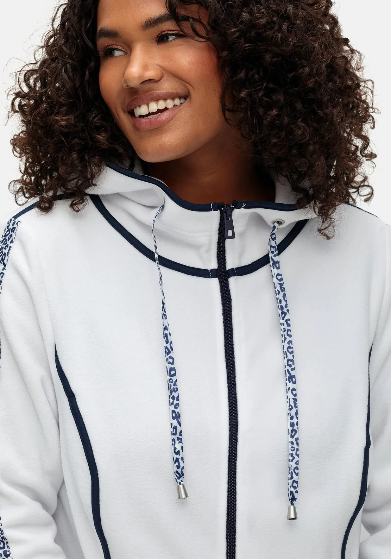 Fleecejacke mit Kapuze und Zierbändern<sheego Outlet