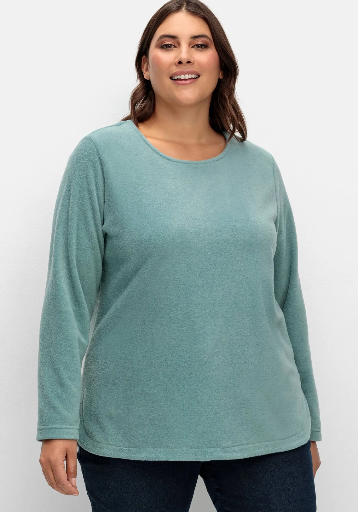 Fleeceshirt mit abgerundetem Saum<sheego Best