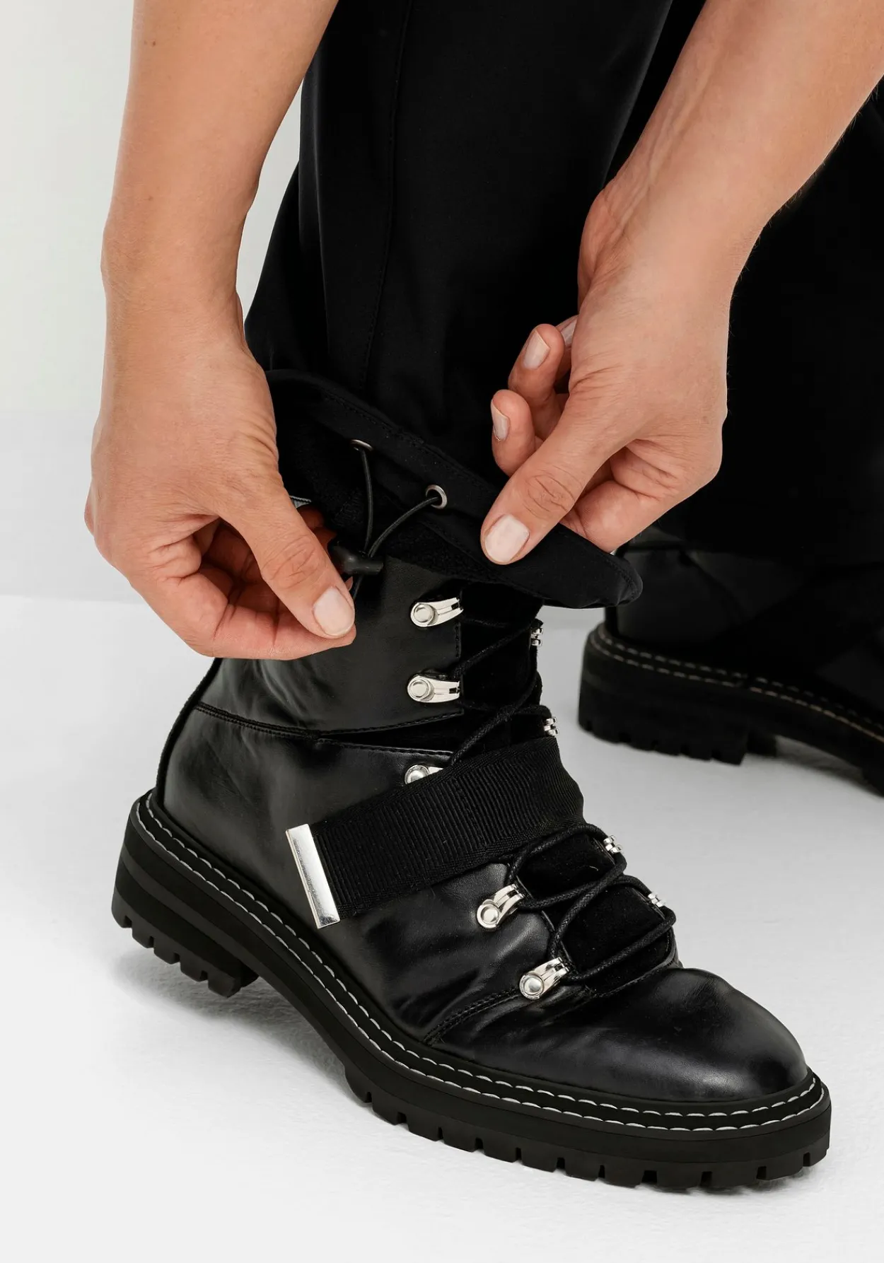 Funktionshose aus Softshell, wasser- und windabweisend<sheego Discount
