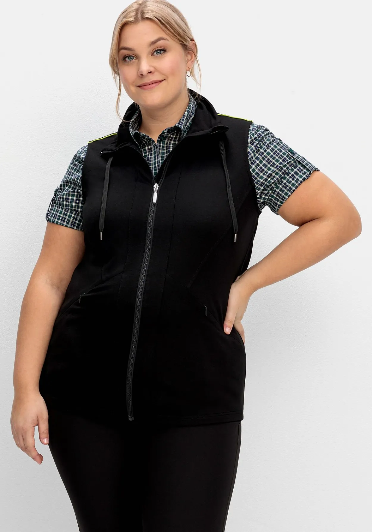 Funktionsweste mit kleinem Stehkragen<sheego Clearance