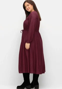 Gefüttertes Midikleid mit Alloverprint<sheego Hot