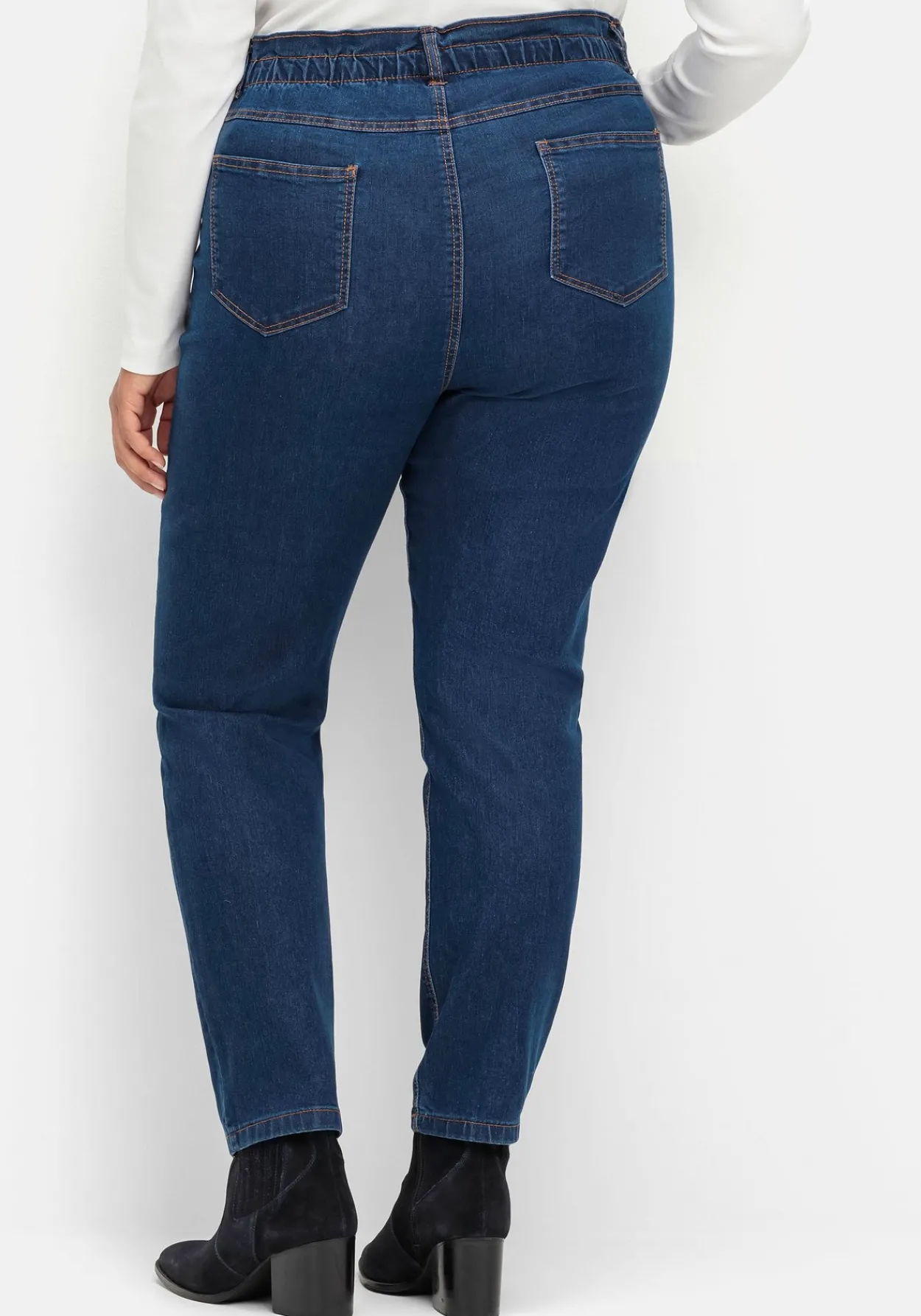 Gerade Jeans im extrahohen Paperbag-Schnitt<sheego Online
