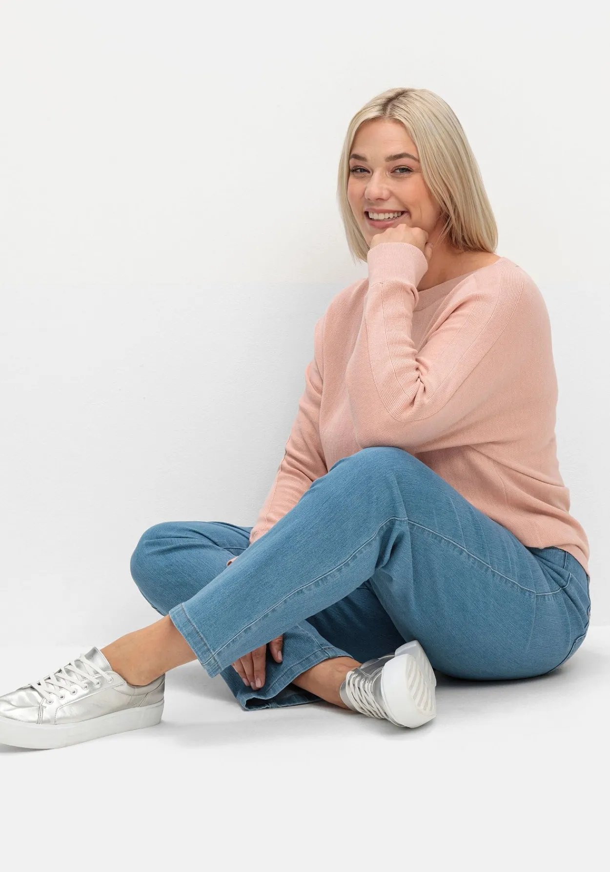 Gerade Jeans in 5-Pocket-Form<sheego x Collection L. Online
