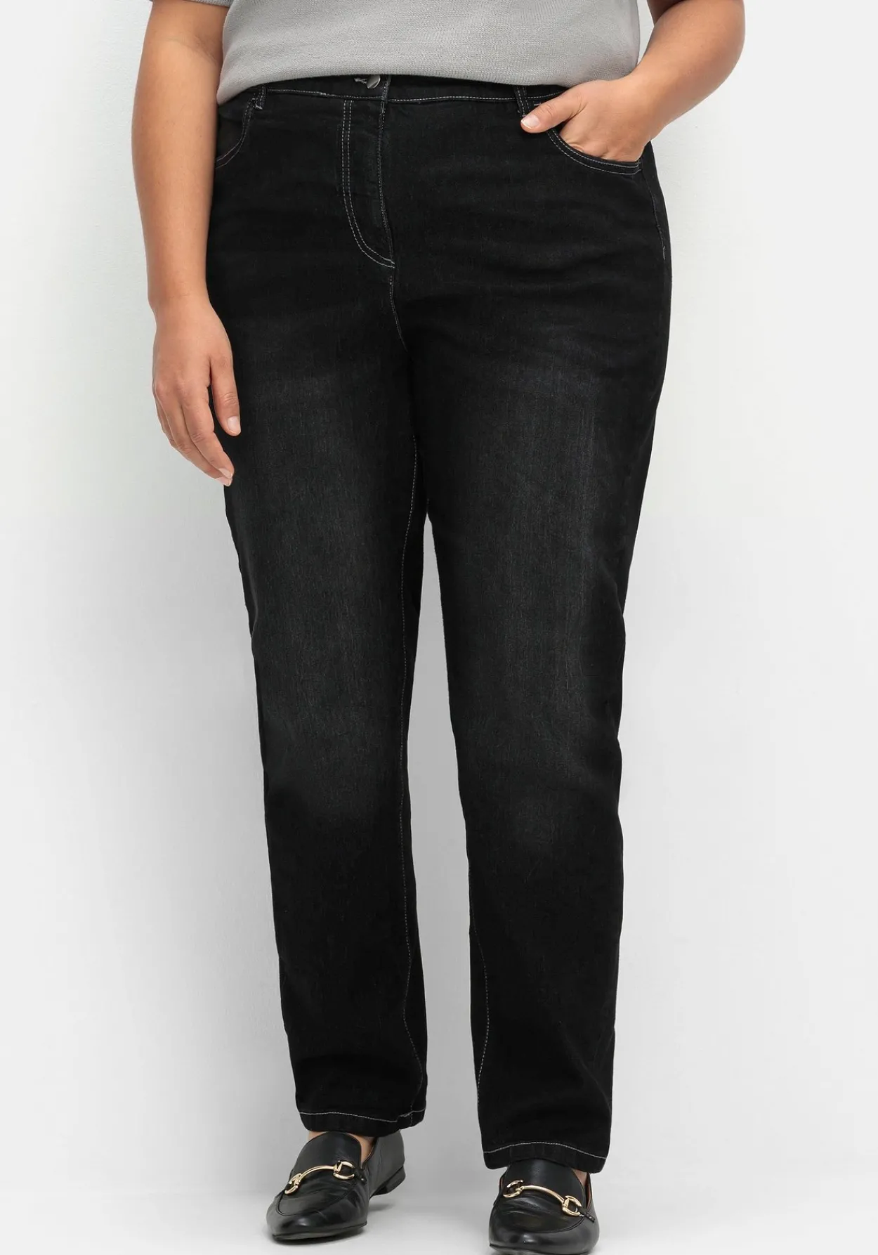 Gerade Jeans mit elastischem High-Waist-Bund<sheego Clearance