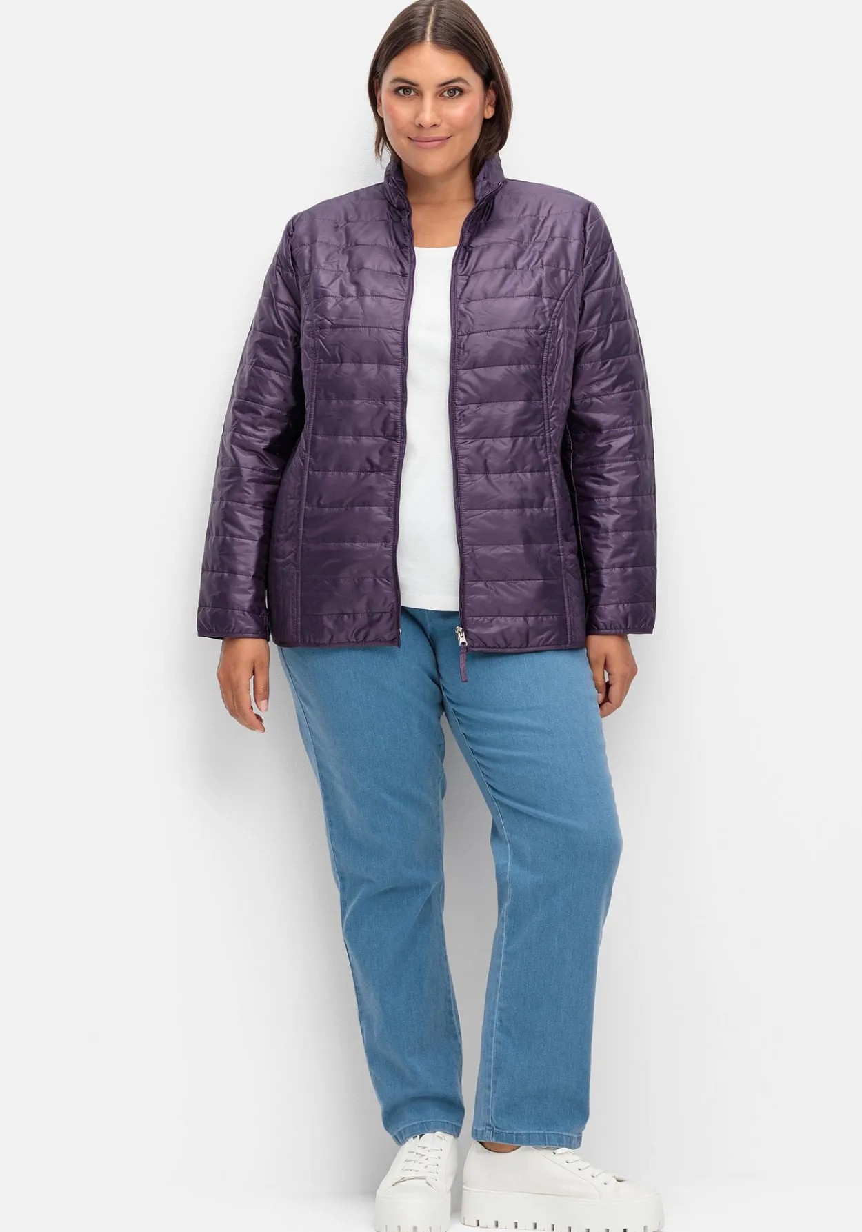 Gerade Jeans mit Smokbund und Used-Effekten<sheego Sale