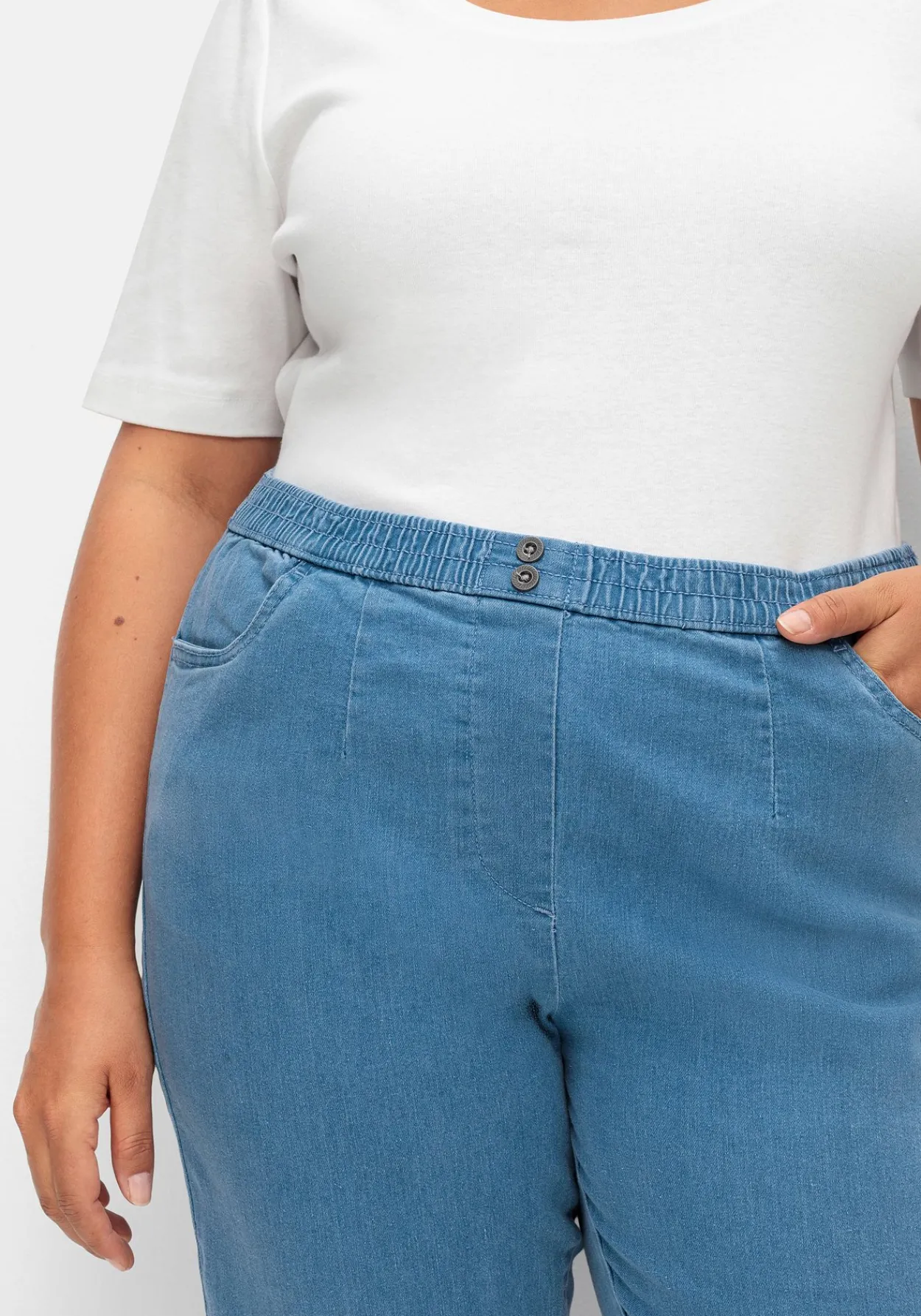 Gerade Jeans mit Smokbund und Used-Effekten<sheego Sale