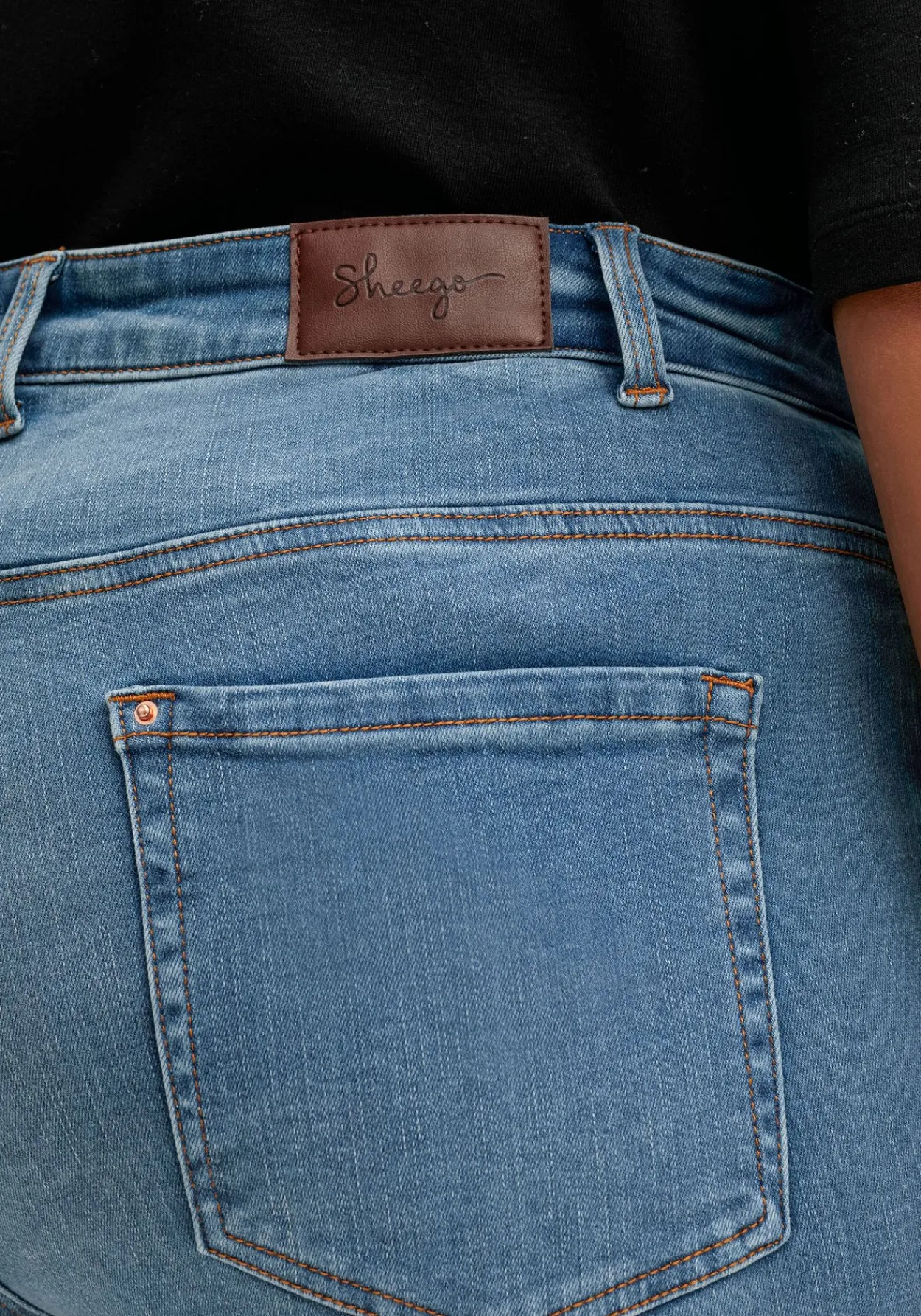 Gerade Stretch-Jeans mit Bodyforming-Effekt<sheego Hot