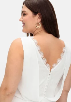 Hochzeitskleid mit floraler Spitze und Chiffon<sheego Best