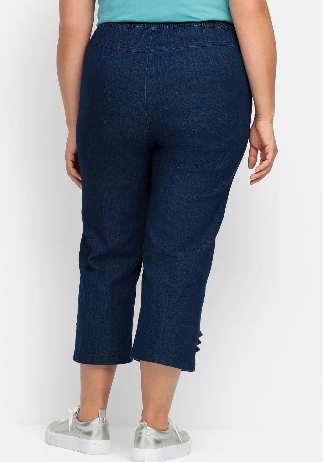 7/8-Jeans mit Zierknöpfen am Saum<sheego Fashion
