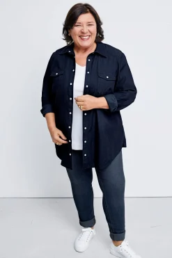 Jeansbluse mit Knopfleiste und Brusttaschen<sheego Fashion