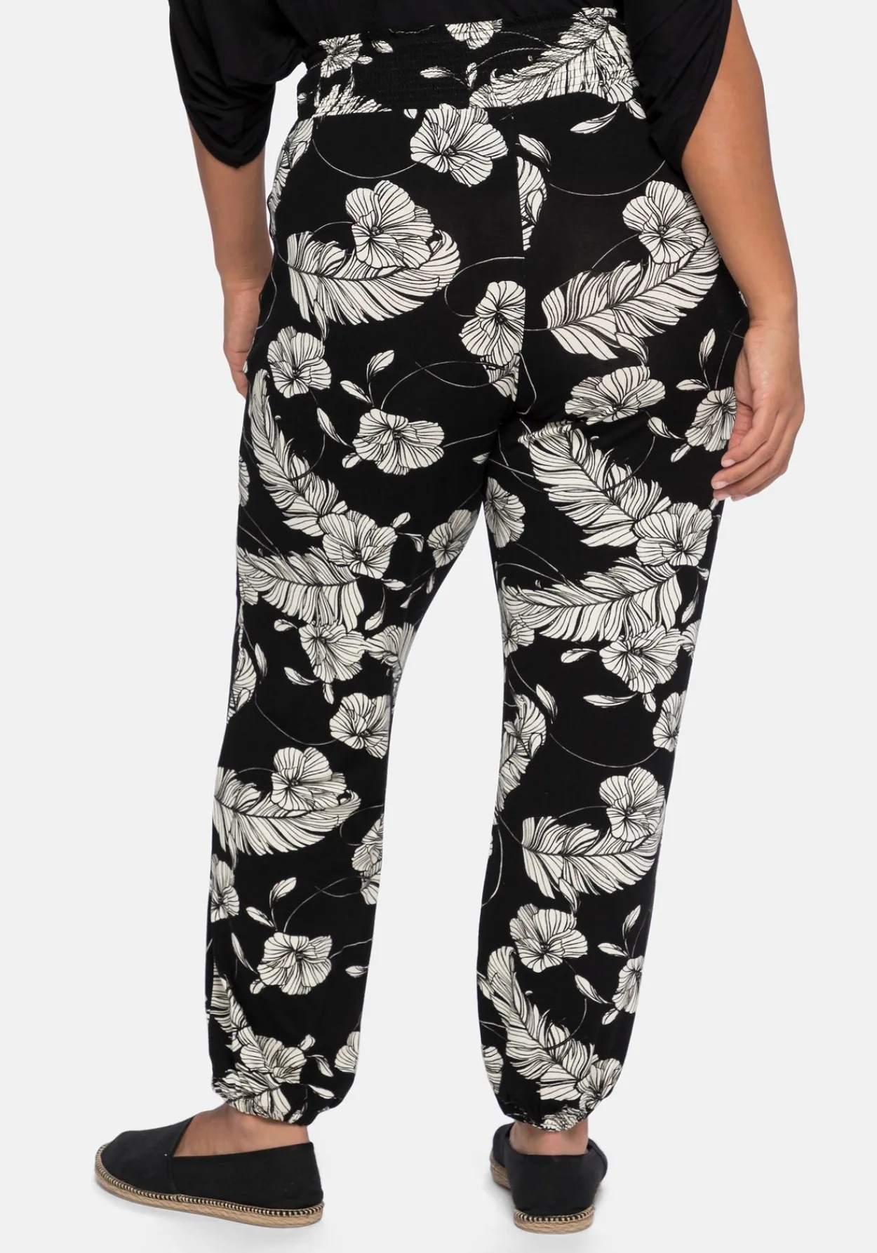 Jerseyhose im Joggpants-Stil, mit Alloverprint<sheego Best