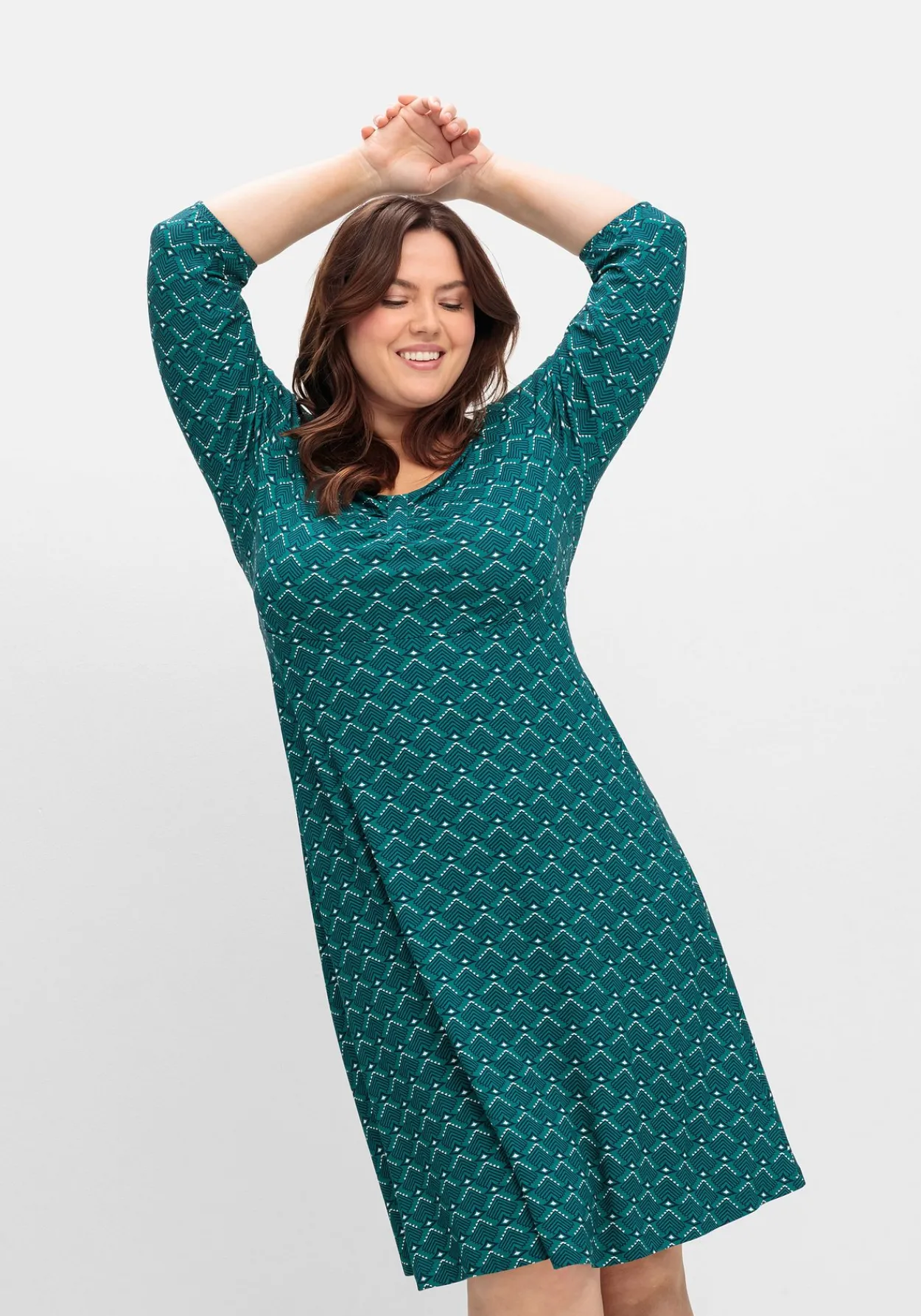 Jerseykleid mit Herzausschnitt und Grafikprint<sheego by Joe Browns Discount