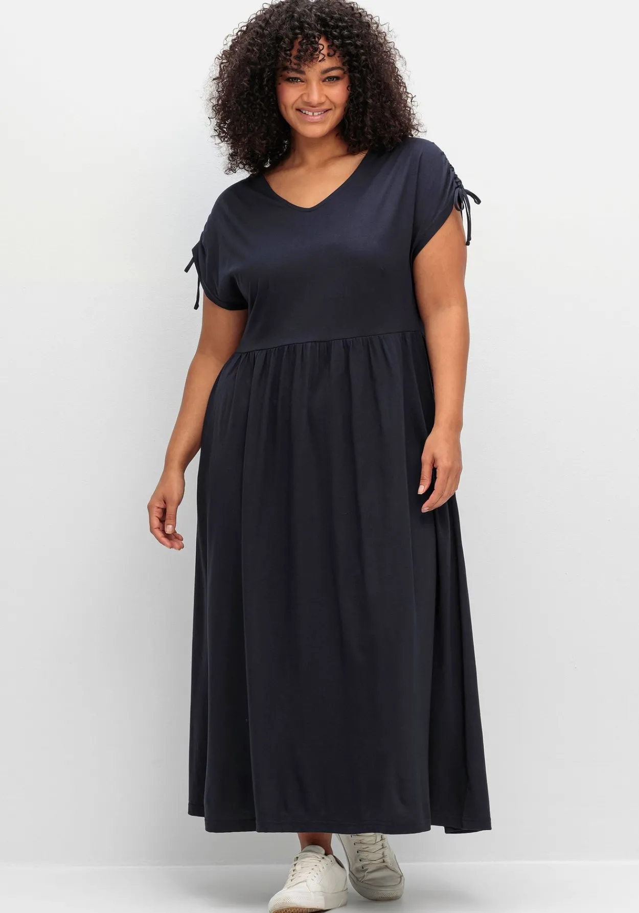 Jerseykleid mit Tunnelzug am Ärmel<sheego Online