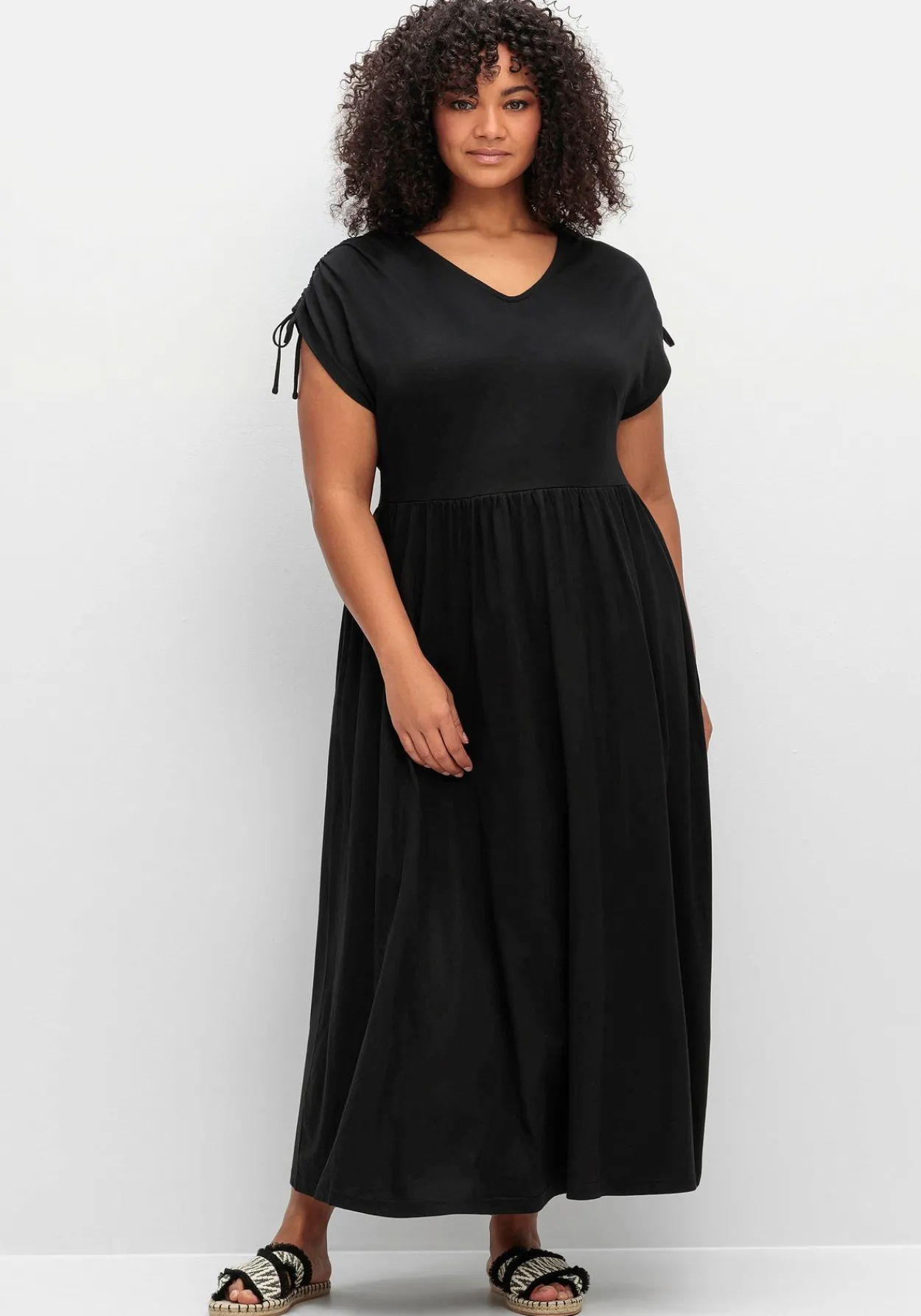 Jerseykleid mit Tunnelzug am Ärmel<sheego Sale