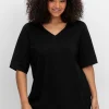 Jerseyshirt mit V-Ausschnitt, leicht tailliert<sheego Hot